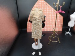 barbie golden no hat back